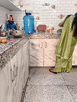 shalu_g (F young) - Boobs  aoil   show