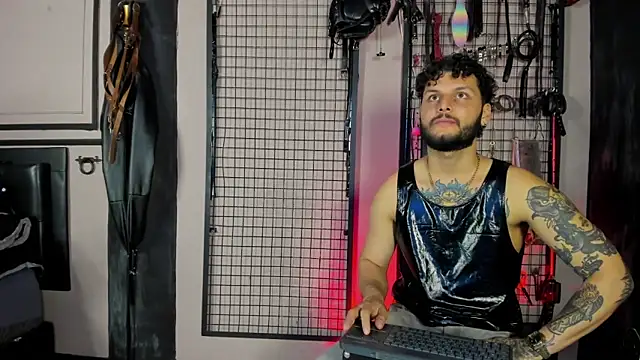 twisted_fantasy (G young) - clio naked