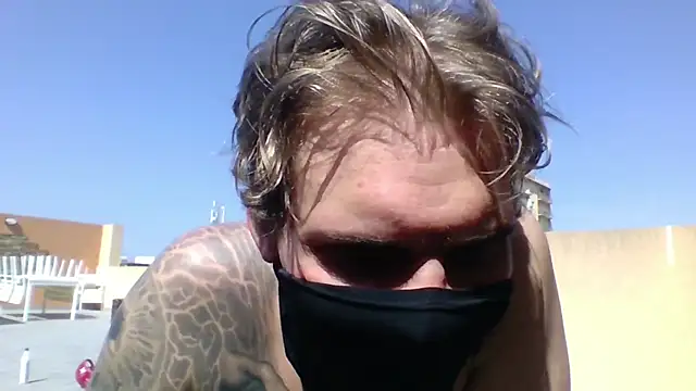 maskedtrainer_official (M young) - Shirt off