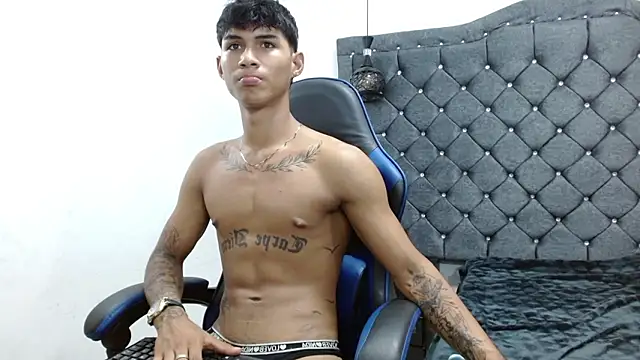 luka_big18 (M twink) - Cum show/ close transmissio😈