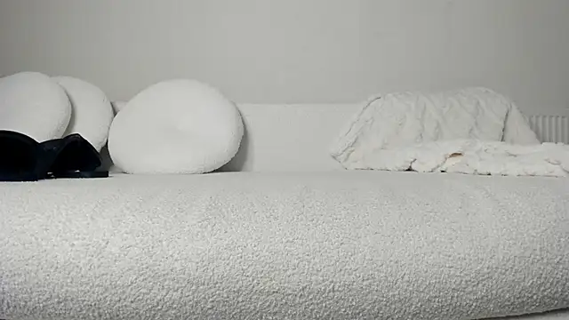 ivytease_ (F young) - CumShow at GOAL