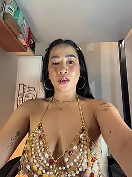 AsianMilfSheryl