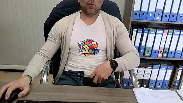 evasionee - Evasionee's free webcam - UK Sex Cams