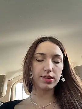 dollytall - DollyTall's free webcam - UK Sex Cams