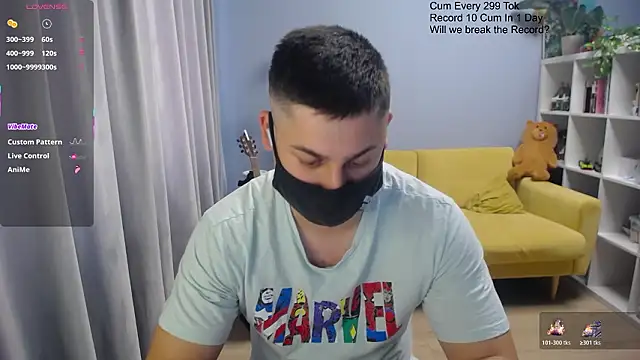 tomguys - Tomguys's free webcam - UK Sex Cams