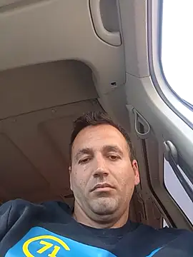 florin421 (Ask my age) - #brunettes #cam2cam #daddies #dirty-talk #glamour #handjob #hd #masturbation #middle-priced-privates #mobile #muscular #recordable-privates #recordable-publics #romanian #sexting #small-audience #straight #white