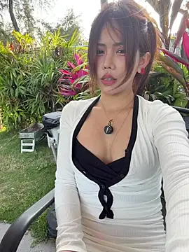 selenaaaaa- (F young) - No panties