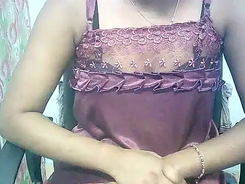 wild-paaro143 - Wild-paaro143's free webcam - UK Sex Cams