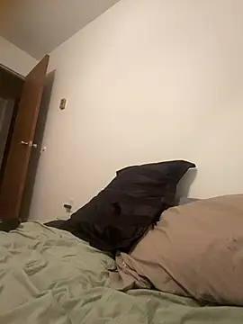 mr_nightfall (M young) - send vibrations, keep me on cam