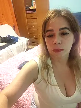 rubiii1972 (F mature) - Masturbarse