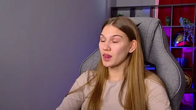 sweet_emilya (F young) - Make me happy