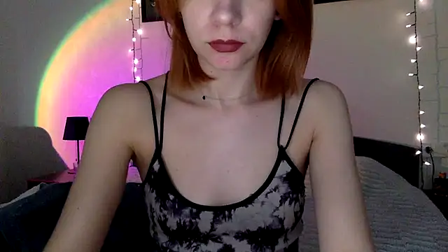 rosenrot_k (F young) - I'll apply cream on my legs