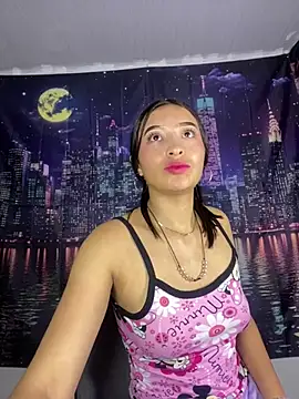 itze_mua (F teen) - 🍑SPANK CULO X5🍑