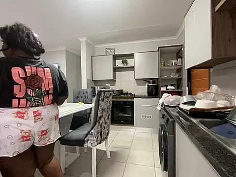 misslola27 (F young) - Creamy/Squirt🍆🍑👅