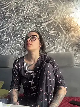 queen_of_pain (G young) - 🍌bj + topless🍌