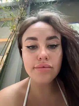 KiraSunshine from StripChat is Freechat