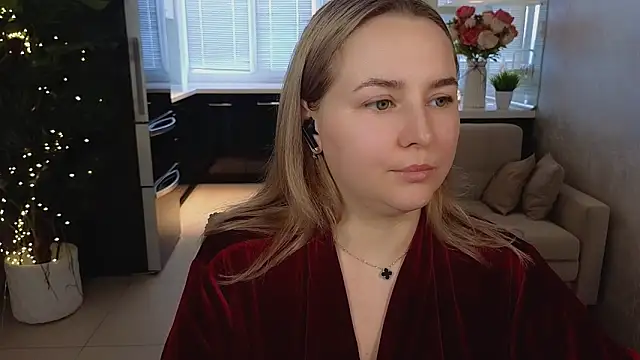 mira_mermayd - Mira_Mermayd's free webcam - UK Sex Cams