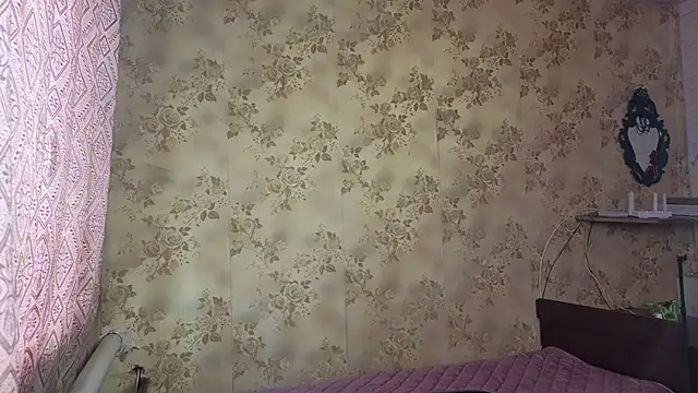 QutieDaSweet Live Webcam on Stripchat