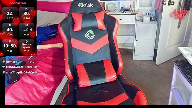 sugahfreeee - Sugahfreeee's free webcam - UK Sex Cams