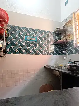 Webcam Model (Hot-Tinaa)  is live.Free join now!