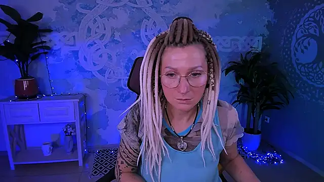 umaspace - UmaSpace's free webcam - UK Sex Cams