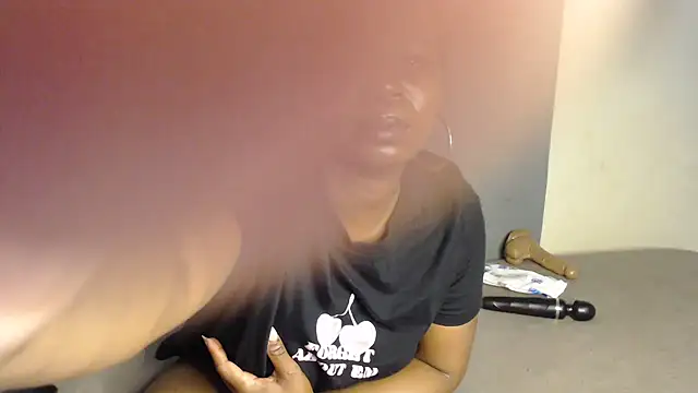 Chocolatebae86's room