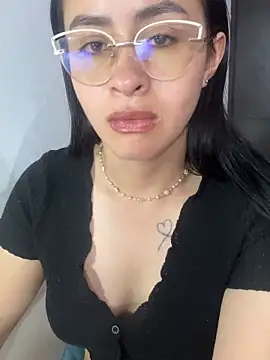 Webcam Model (Anni_Rose) is live