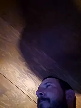 UncutHammer69 webcam