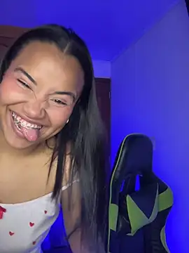 leila_22 (F young) - Hold Dildo+Ahegaox1minute