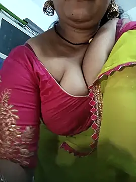 nyra-23 (F milf) - My complit  goal Valentine week 🥰💝💦😋