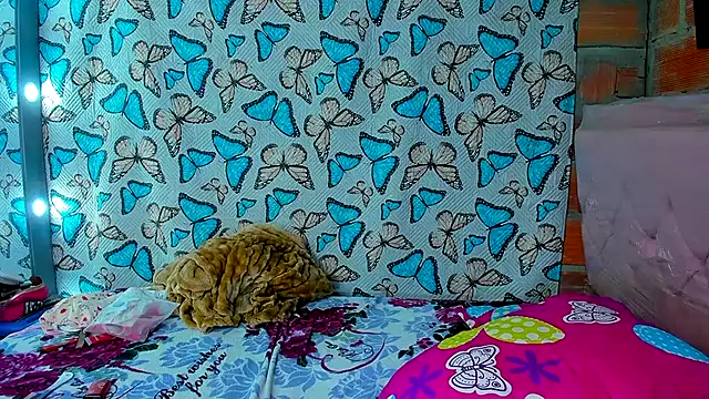 lucianabigcockxx (Ask my age) - cum hot much uffff🎇💧💧💧🍒