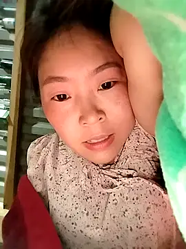 yiyoongg - Yiyoongg's free webcam - UK Sex Cams