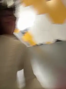 eveangelll (F milf) - Fitting room squirt