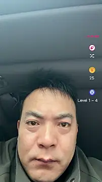 gghx666 (Ask my age) - 中国男人一个币就可以震到我