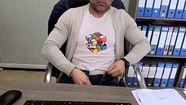 Evasionee Live Webcam on Stripchat