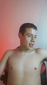 jac0b_x (M twink) - show dick