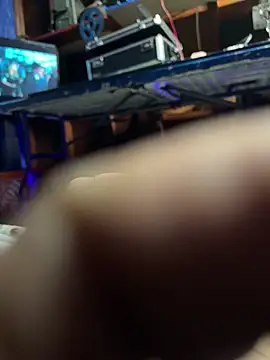 jjhasabig1 (Ask my age) - Have a stranger suck my cock