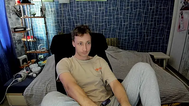 cuteboy228 (M young) - make me happy