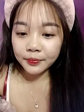 baa-bee22 (F teen) - Hij