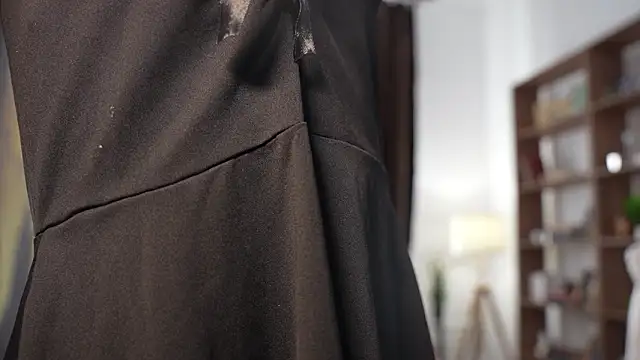 OnieClose live sex cam