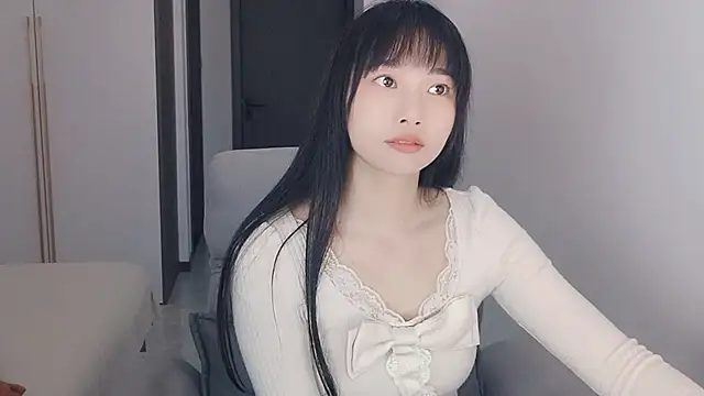 lisa-3333 - Lisa-3333's free webcam