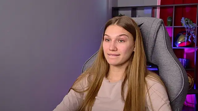 sweet_emilya - Sweet_Emilya's free webcam - UK Sex Cams