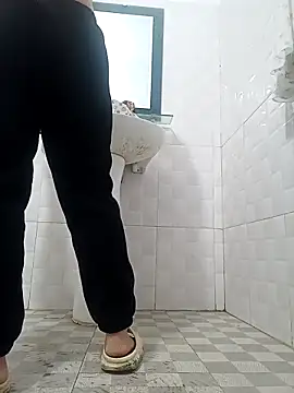 july-asian - July-Asian's free webcam