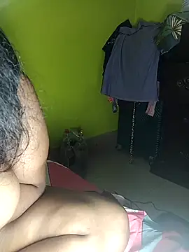 maya-2010 - Maya-2010's free webcam