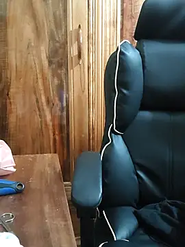 myna_999 - Myna_999's free webcam - UK Sex Cams