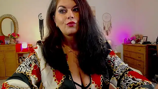 ellengrace - EllenGrace's free webcam - UK Sex Cams