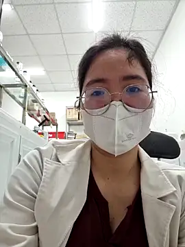 HinaLovely live sex cam