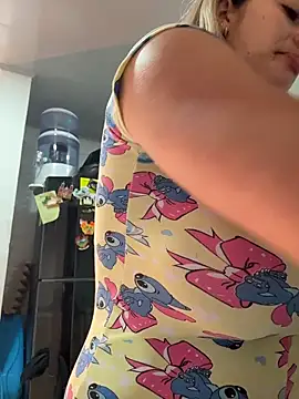 athenearossi (F young) - Saliva on my nipples