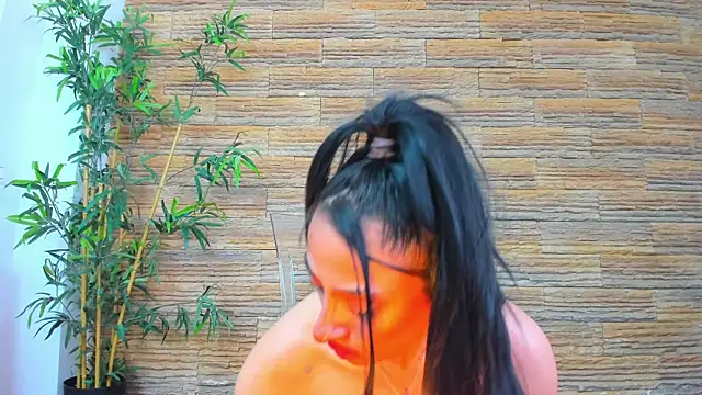 cupcake_izzy (F young) - slooopy blowjob