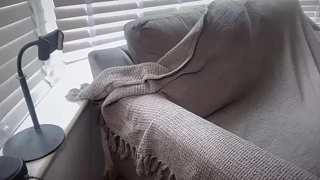 Bustyblondebabe32 webcam